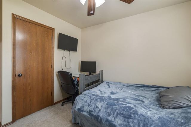 1581 Laura Meadows Drive, Blanchard, OK 73010