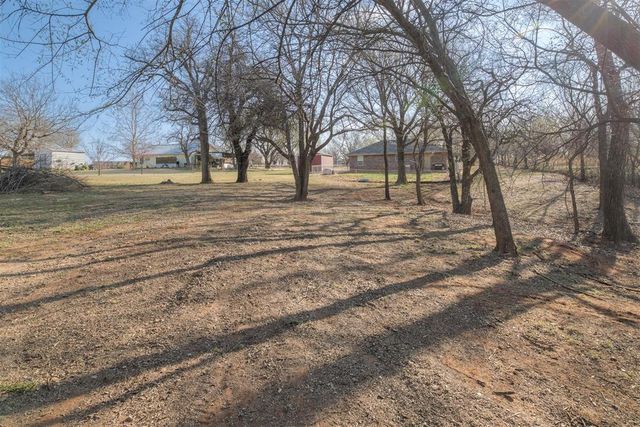 1581 Laura Meadows Drive, Blanchard, OK 73010