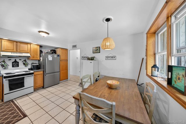 84 Highview Terrace, Bloomingburg, NY 12790