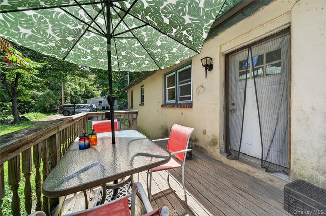84 Highview Terrace, Bloomingburg, NY 12790