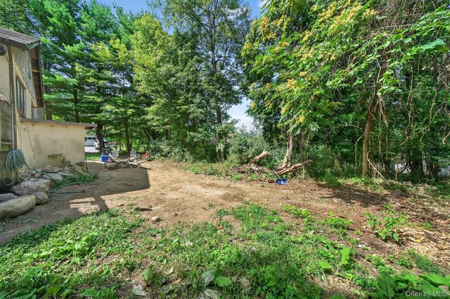 84 Highview Terrace, Bloomingburg, NY 12790