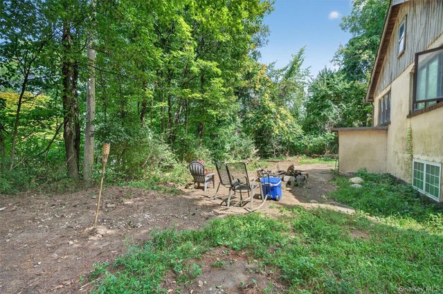84 Highview Terrace, Bloomingburg, NY 12790