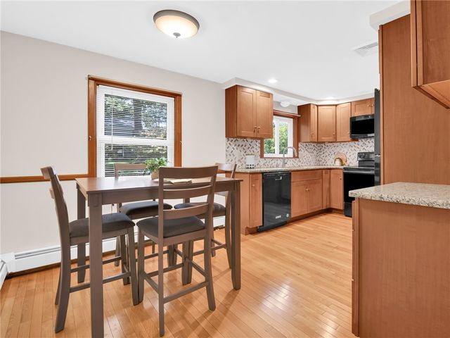 133 Inman Avenue, Warwick, RI 02886