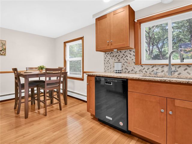133 Inman Avenue, Warwick, RI 02886