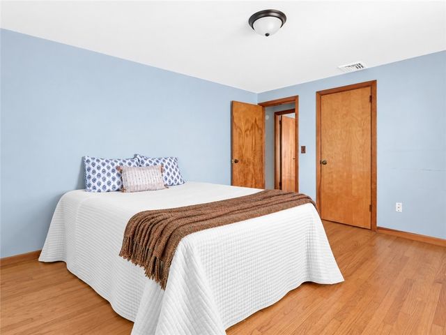 133 Inman Avenue, Warwick, RI 02886