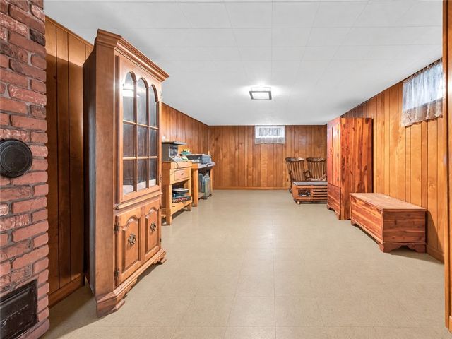 133 Inman Avenue, Warwick, RI 02886