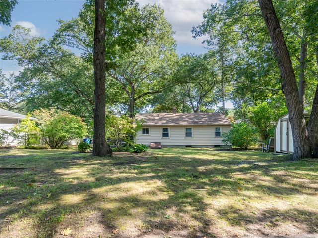 133 Inman Avenue, Warwick, RI 02886