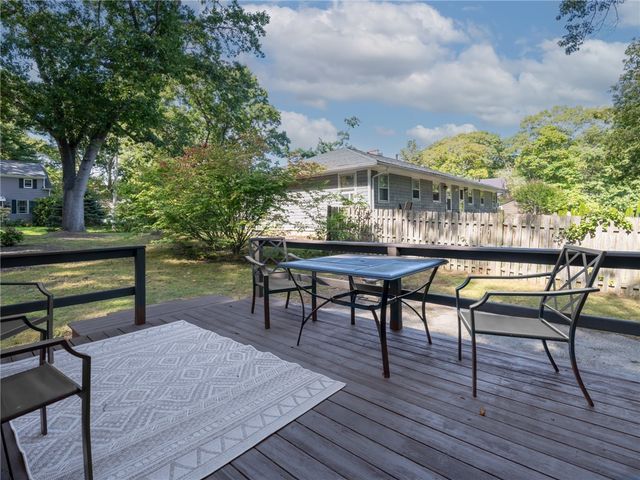 133 Inman Avenue, Warwick, RI 02886