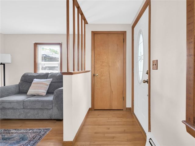 133 Inman Avenue, Warwick, RI 02886