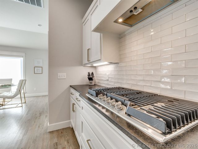 13605 S 21st Place E, Bixby, OK 74008