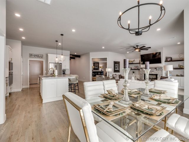 13605 S 21st Place E, Bixby, OK 74008
