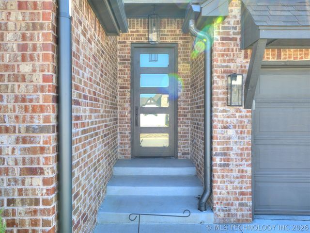 13605 S 21st Place E, Bixby, OK 74008