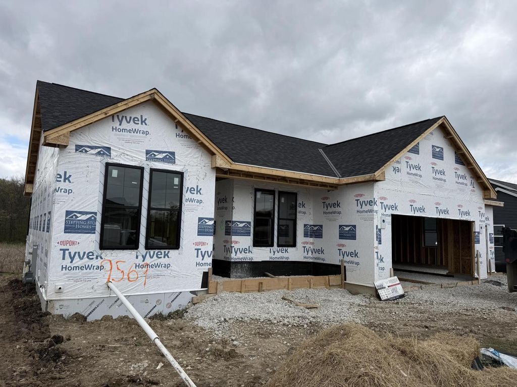 9569 Sophia COURT, Franklin, WI 53132