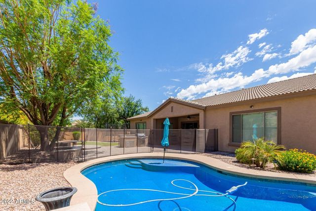4250 S Lafayette Drive, Chandler, AZ 85249