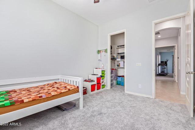 4250 S Lafayette Drive, Chandler, AZ 85249