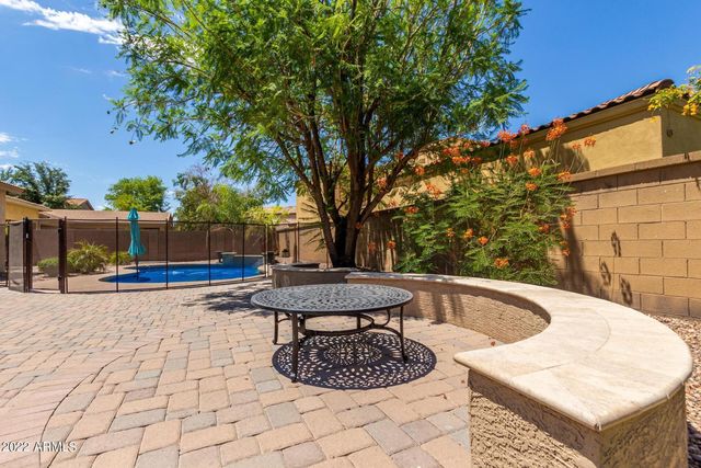 4250 S Lafayette Drive, Chandler, AZ 85249