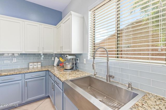 4250 S Lafayette Drive, Chandler, AZ 85249