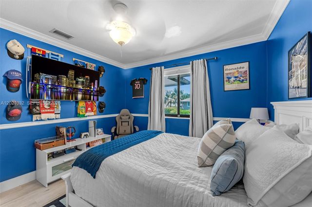 15742 SW 102nd Lane, Miami, FL 33196