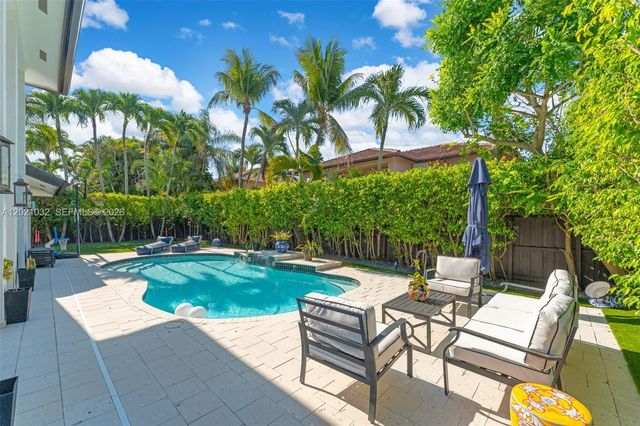 15742 SW 102nd Lane, Miami, FL 33196
