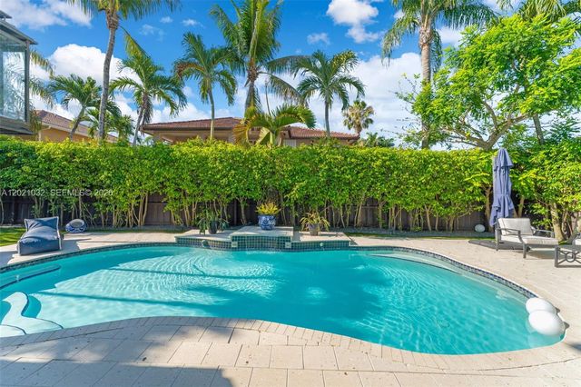 15742 SW 102nd Lane, Miami, FL 33196