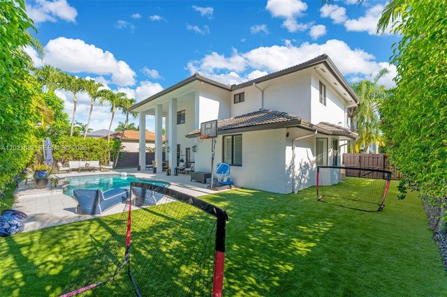 15742 SW 102nd Lane, Miami, FL 33196