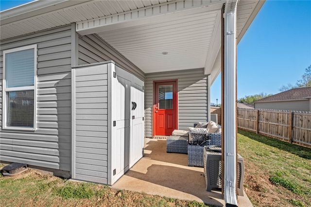2651 Broken Spoke Lane, Farmington, AR 72730
