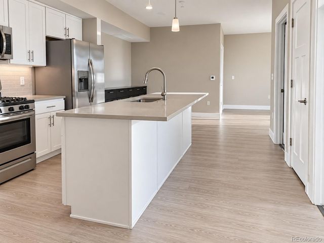 190 S Cherrywood Drive 202, Lafayette, CO 80026
