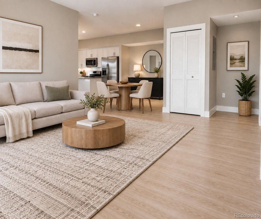 190 S Cherrywood Drive 202, Lafayette, CO 80026