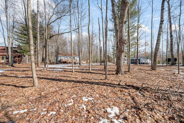 7174 Oak Hollow Trail, Lake, MI 48632