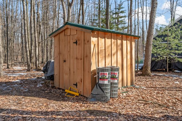 7174 Oak Hollow Trail, Lake, MI 48632