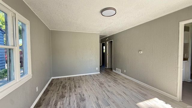 4435 Hanna Street, Fort Wayne, IN 46806