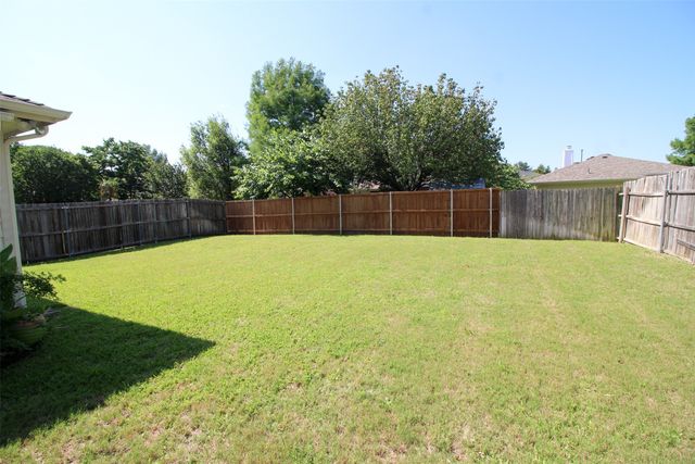 3201 Kingsbrook Drive, Wylie, TX 75098