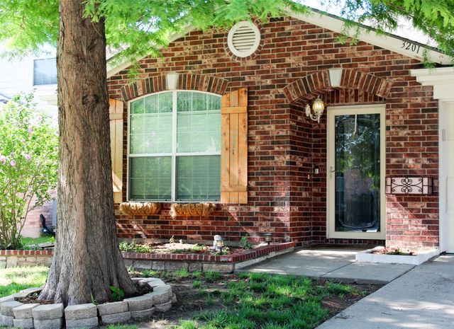 3201 Kingsbrook Drive, Wylie, TX 75098