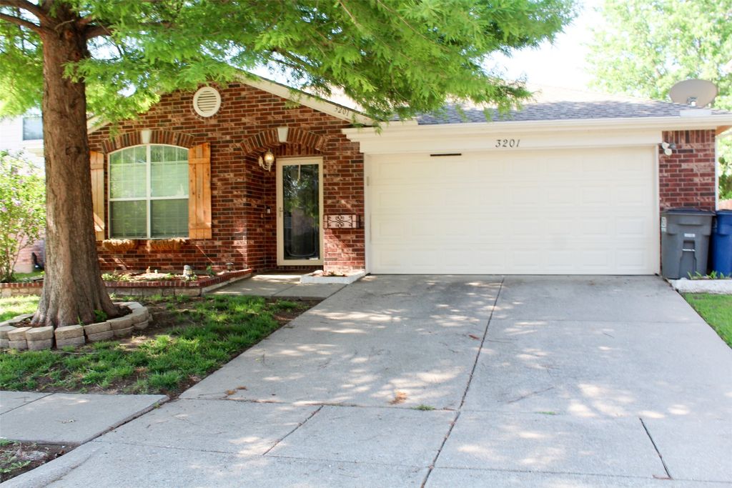 3201 Kingsbrook Drive, Wylie, TX 75098