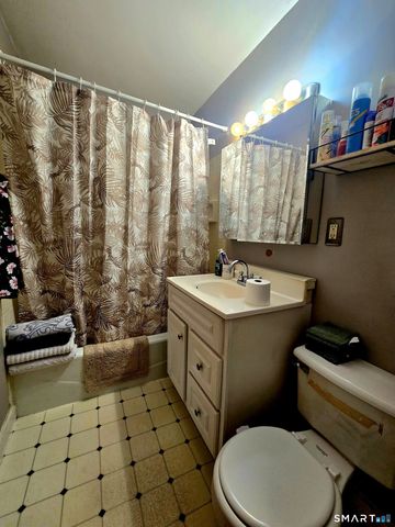 73 Woodbridge Avenue, Ansonia, CT 06401