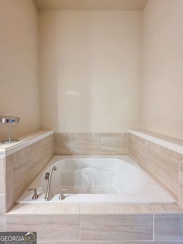 2632 Vintage Drive 9, Alpharetta, GA 30009