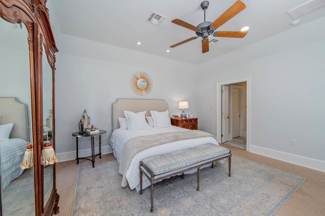 115 Krumbhaar Circle, Houma, LA 70360