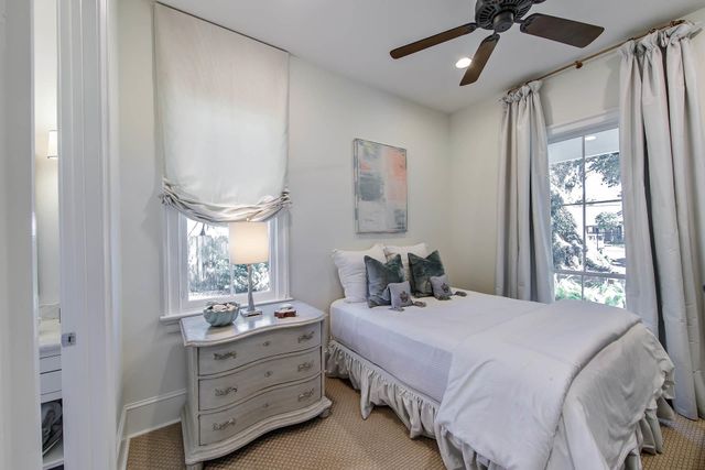 115 Krumbhaar Circle, Houma, LA 70360