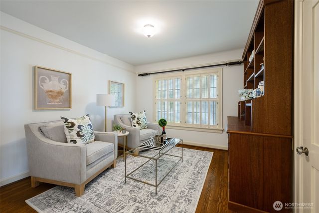 3824 48th Avenue NE, Seattle, WA 98105