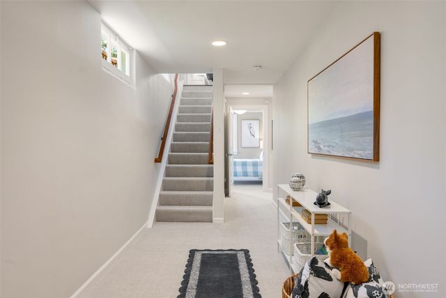 3824 48th Avenue NE, Seattle, WA 98105