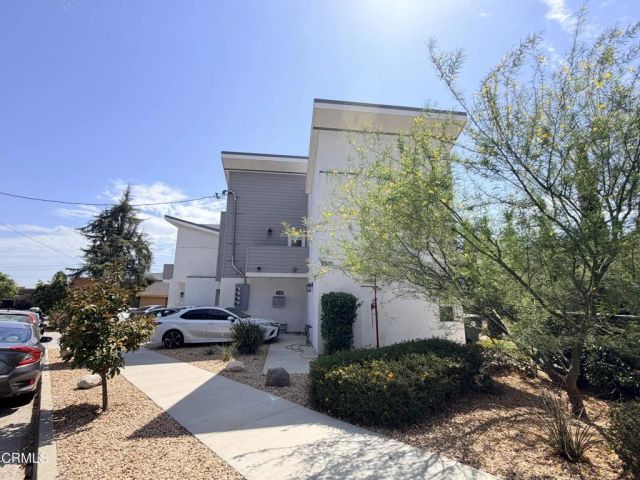 2500 Hermosa Avenue C, Montrose, CA 91020