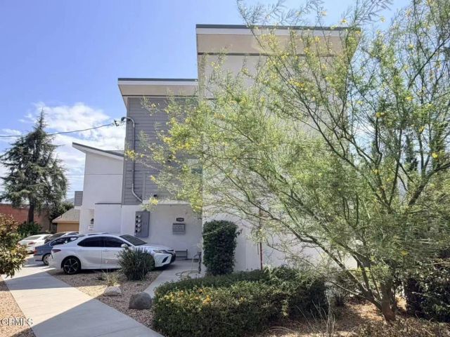 2500 Hermosa Avenue C, Montrose, CA 91020