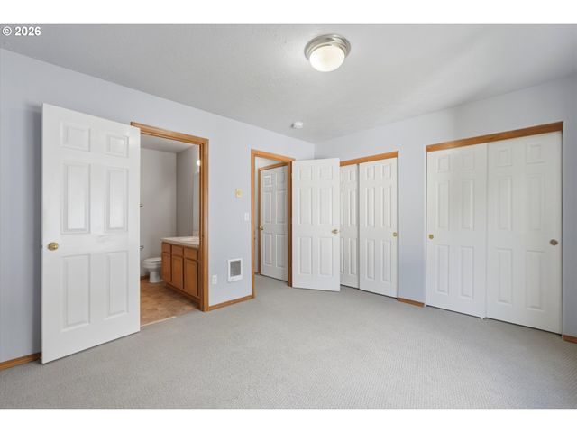 400 Se 2ND St, Troutdale, OR 97060