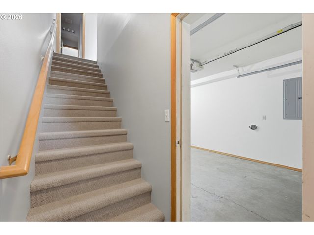 400 Se 2ND St, Troutdale, OR 97060