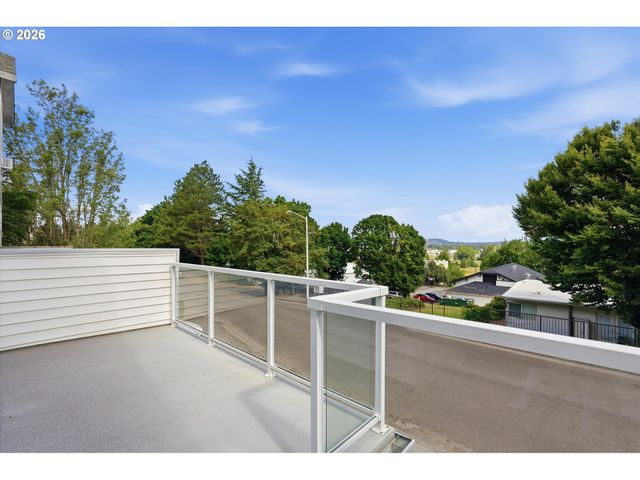 400 Se 2ND St, Troutdale, OR 97060