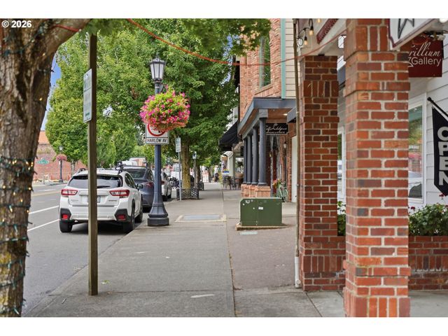 400 Se 2ND St, Troutdale, OR 97060