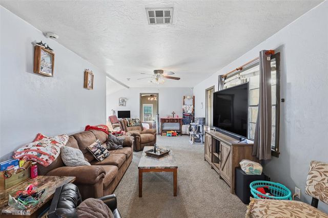 200 Oak Street, Midwest City, OK 73110