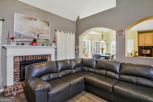 618 Millrun Court, Macon, GA 31210