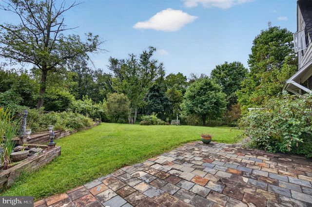 10024 COLVIN RUN RD, Great Falls, VA 22066