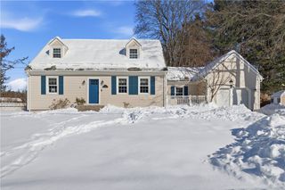 6 Obeline Drive, North Smithfield, RI 02896
